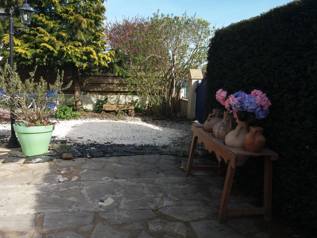 Les Mouettes 1 Gite Ou 4 Chambres D Hote, Jardin ,Bords De Loire La Bohalle Exterior foto